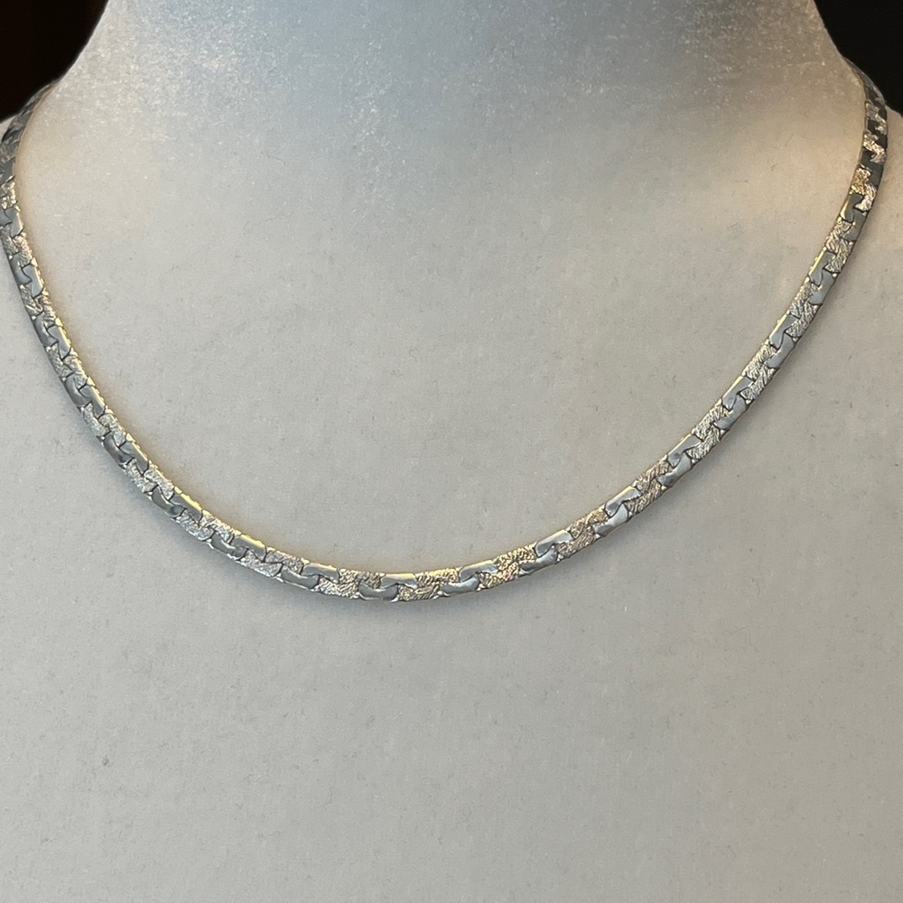 Elegant 925 Silver Necklace
